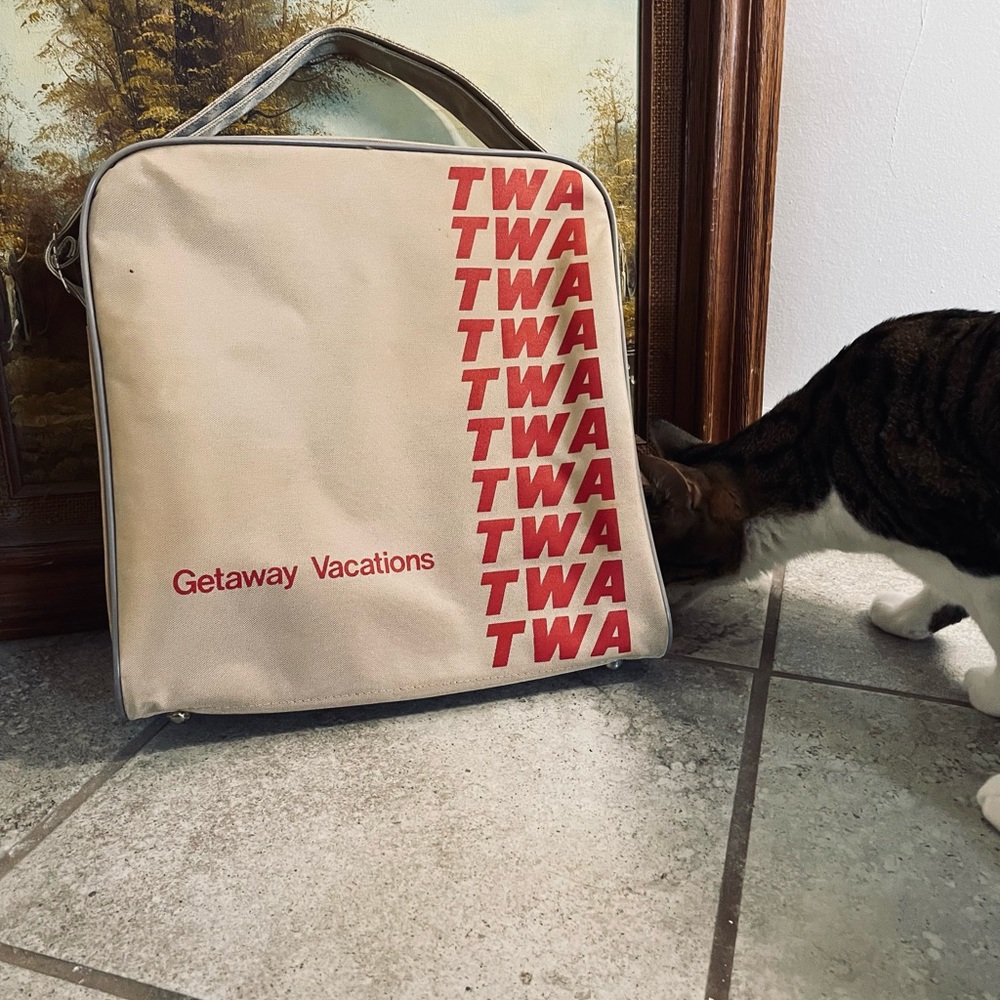 vintage | twa airlines | twa getaway vacations collection bag - Picture 11 of 13
